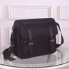 Сумка для крови для мужского кошелька Canvas Messenger Bag Man модная сумка для плеча водонепроницаемой плечевой парашют ткани кошелек оптом