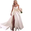 Wspaniała Biała Linia Satynowa Suknie Ślubne Bez Ramiączek Suknie Ślubne V Neck Plees High Sound Slit Długość Piętro Długość Garden Bride Dresses Custom Made 2022 Proste Vestidos