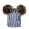 Enfants Bébé Tricoté Chapeaux Hiver Tricoté Solide Crochet Chapeau Chaud Doux Pom Pom Bonnets Double Hairball Chapeaux En Plein Air Slouchy Caps DB206