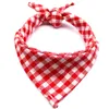 Hundkläder Små Stora hundar Bandana Bibs Cat Scarf Tvättbar Bomull Plaid Printing Puppy Kerchief Pet Grooming Tillbehör JK2012XB