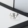 Luxury Designer Smycken Kvinnor Ringar Silver Färg Mode Designer Rings Classic Diamond Gifts Love Ring 2112295D