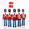 ノルディックデンマーク人の兵士の木のミニチュア置物の装飾クリエイティブホームの装飾子供のモデルの人形の手作りソリッドウッド201201