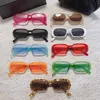 Mujeres sexuales novedad gafas de sol especiales de marco de marco plano estrecho diseño de moda 9 colores al por mayor