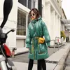 Kvinnors Down Parkas Winter Glossy Coat Kvinnor Lång Hooded Jacka Parka Womens Vit Duck Varm tjocklek1