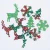 50pcslot Noël tissu tissu cerf arbre flocon de neige applique pour ornement de fête artisanat bricolage vêtements chapeau gants décor patchs C21 Y201020