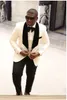 Herenpakken Blazers Groothandel - Custom Bruidegom Tuxedo Suit 2021 Smoking Masculino Ivory Men Terno Slim Fit Sjaal Revers Groomsmen Huwelijksonderdeel