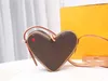 2021 New Fashion Love Heart Crossbody Messenger Bags 좋은 품질 토트 클러치 핸드백 Purses250L