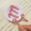 TANDUZI WHOLESALE 200PCS Polymer Clay Pendants Christmas Candy Cane Red Christmas Ministures Deco Deco 201212