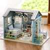 DIY Miniature Dollhouse Model Wood Toy Mini Möbler Handgjorda Dollhus Utsökta hus för dockor Gift Toys For Children T200116