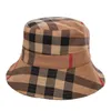 가을과 겨울 새로운 여성 스트라이프 패션 따뜻한 차양 어부의 모자 스웨이드 분지 모자 캐주얼 Foldable Thermal1