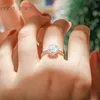 Autentyczne styl Pandora musujące halo okrągłe Valentine Diamond Ring Real 925 Sterling Srebrne pierścienie z oryginalne zestawy pudełka Uwielbiają zaręczynowe pierścień ślub # 196250 R