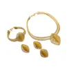 African 24k Gold Color 4pcs Rhombus Set di gioielli per le donne Dubai Bridal Wedding Collana Bracciale Orecchini Anello Set di gioielli