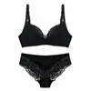 Sexy Spitze Patchwork Drahtlose Nahtlose BH und Höschen Set Unterwäsche Frauen Medium Gepolsterte Weiche Glatte Tasse Dessous Weiß Schwarz Y200708