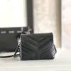 Klasik Mini Inek Derisi Deri Lüks Omuz Çantaları Tasarımcı Kadınlar için Crossbody Çanta Çanta Tote Totes Çantalar 20 cm