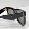 Nouvelles lunettes de soleil Men Pop Design Vintage Sunglasses 712 Maxtis Fashion Style Square Simple Frame UV 400 LENS AVEC CASE TOP QUALLE RE1432716