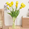 5 stks Hoge Kwaliteit Siliconen Kunstmatige Tulpen Bloemen Real Touch White Luxe Fake Flower Party Wedding Home Table Decor Bouquet 220311