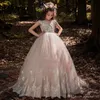 Ny Princess Lace Flower Girl Dresses Rosa Lovely Girl Pagant Klänning Tiered Ruffle Tulle Sweet Little Kids Birthday Party Dress