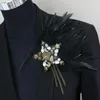 Szpilki, Broszki Boutonniere Klipy Kołnierz Broszka Pin Ślubny Garnitur Bankiet Feather Flower Corsage Party Bar Biżuteria Ramię Odznaki1