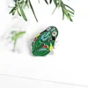 Jouets d'enfance chinois émail épinglettes horloge grenouille broches Badges mode animaux broches cadeaux pour amis bijoux