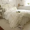 Biancheria da letto di lusso copre set biancheria da letto beige copripiumino in pizzo volant biancheria da letto romantica europea lenzuolo copriletto casa copriletto matrimoniale T200706