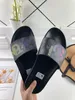 2022 Designer Slides Mens Kvinnor Tofflor Strand Slide Flat Platform Ladies Sommar Sandaler Badrum Skor Flip Flops Striped Causal Slipper med låda 35-46