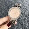 Kadınlar için marka Kuvars kol saatleri Kız Çiçek kristal tarzı Metal çelik bant Saatler M58
