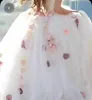 오프 어깨 화려한 3D 꽃 신데렐라 테마 웨딩 드레스 볼 가운 로맨틱 스위프 트레인 245p