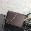 7A Qualität DAUPHINE Hoto Umhängetasche Echtes Leder Damen Herren Luxus Designer Geldbörsen Handtasche Umhängetasche Quadrat Goldkette Tote Messenger Clutch Taschen zwei Größen