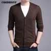 Koodrony Cardigan Mężczyźni 2020 Zima zima miękka ciepła wełna SWEATER WŁAŚCIWOŚCI KLUCZOWY COLOR Casual V Scyk Kardigany Top 7402 LJ200916