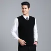 Nowa marka mody Swatery męskie ściągacze szczupłe skoczki na dzianie v kamizelka szyi bez rękawów zimowe odzież mężczyzna 201125