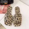 Pantofole New Fashion Zebra Striped Slides Outside Summer Women s Flat Ytmtloy Leopard Zapatillas Mujer Bc3602 220304