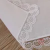 300PCS белые кружева Тонкий Handkerchief женщина Свадебные подарки партия украшения ткани Салфетки обычный пустой DIY Платок 25 * 25см