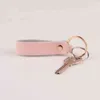 Schlüsselanhänger Leoparden-Schlüsselring für Männer und Frauen, PU-Leder, schwarz, rosa, braun, einfache Modeaccessoires, Geschenke
