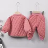 Vestiti del neonato 2020 Autunno Inverno Neonati maschi Vestiti Cardigan + Pantaloni Outfit Suit Abbigliamento infantile Per neonate Set 0-2 anni LJ201023