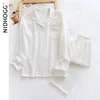 Couple's Cotton Crepe Double Layer Gauze Pajamas Men and Women Large Size Sleepwear Long Sleeve Solid Pyjamas Two Piece Set 201217