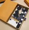 Sciarpa di seta di marca di moda di lusso per lettere da donna Designer di donne Fascia alfabetica Sciarpe di seta borsa classica di alta qualità 8254g