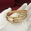 Fashion Designers Bracelets Charm Bangle jewelry high quality Classic men039s bracelet non fading jewelrys gift for men and wom7328708