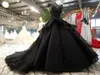 Pricness Vintage Gothic Luxury Black Plus 크기의 볼 가운 웨딩 드레스 레이스 아플리케 드레이프 주름 코트 코트 기차 계층화 된 신부 가운 사용자 정의 제작