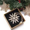12PCSBox Vintage Snowflake Christmas Pingentes de madeira Decorações de árvores Decorações de árvores penduradas Y201020