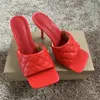 9cm Vrouwen Sandaalschoenen Zomer Peep Toe Hoge Hakken Slipper Vrouw Bruiloft Sandalen Zwart Lederen Hoge Hak Schoenpompen Wedge Y200620