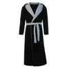 MEN039S SLAPWEAR PLUS MAAT Winter Verlengde pluche sjaalsjacht Bathrobe Huiskleding MANNELIJKE KLAND Lange mouwen Robe Coat WIT4810759