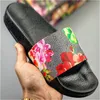 2022 Sandals Designer Slipper Tiger Slides Classic Slippers Real Sandals Platform Flats Sneakers Boots shoes cleef rings 002