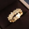 S2002 Fashion Jewelry Graved Flowers Ring Lady's Wedding Anniversary Gift Ring