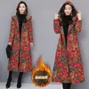 Chinese Red Floral Women Winter Long Jacket Vintage fleece lining Padded Winter Coat Female Blue Flower Parka Ladies Windbreaker 201128