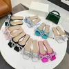 2023 Fashion Women Shoes Diamond Bow Cartoon Slippers Satin Flat Slides Woman Shoe Beach Lazy Sandals Sexig Designer Slipper Stor storlek 35-42