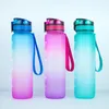 1000 ml Gradientfärg OneClick Opening Fliptop Spring Lid 32oz Motivation Fitness Outdoor Sports Vattenflaska med Time Marker 9125489