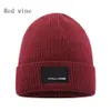 2020 Fashion Beanies Tn Brand Men Autumn Winter Hats Sport Knit Hat Thicken Warm Casual Outdoor Hat Cap Double Sided Beanie Skull 8113732