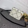 Easy Pouch On Strap Cross Body Bag Creme White Monog Leather M40780 Arizona Beige Стеганый диагональный узор с цепочкой дизайнеры Женские сумки Кошельки