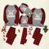 Julfamilj Matchande Kläder Outfits Mother Dotter Dad Son Baby Kids Elk Print Plaid Suit för familjehem Pyjamas Set LJ201111