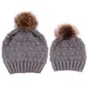 2020 Зимние трикотажные акриловые мохер Родитель Ребенок Pom Fur Ball Hat Winter Beanies Hat Открытый Семья Дети Вязание Skull Cap M191F